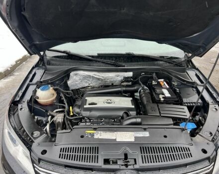 Черный Фольксваген Тигуан, объемом двигателя 2 л и пробегом 258 тыс. км за 13300 $, фото 14 на Automoto.ua