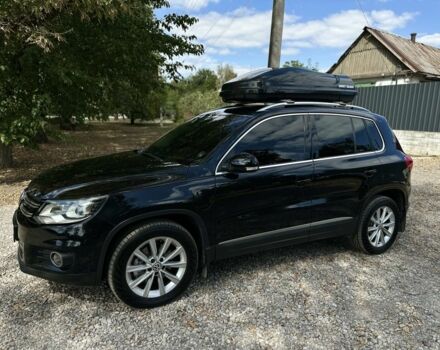 Чорний Фольксваген Тігуан, об'ємом двигуна 2 л та пробігом 97 тис. км за 20500 $, фото 6 на Automoto.ua