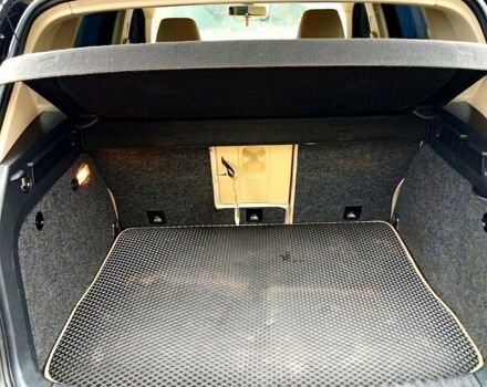 Чорний Фольксваген Тігуан, об'ємом двигуна 2 л та пробігом 145 тис. км за 11500 $, фото 5 на Automoto.ua