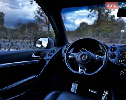 Черный Фольксваген Тигуан, объемом двигателя 2 л и пробегом 139 тыс. км за 17900 $, фото 46 на Automoto.ua