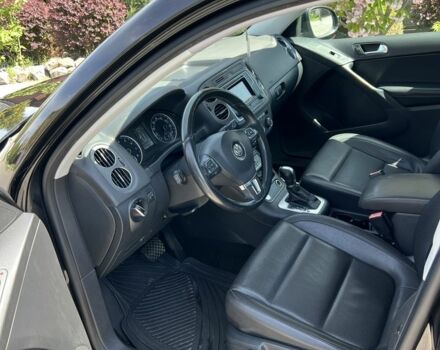 Черный Фольксваген Тигуан, объемом двигателя 2 л и пробегом 258 тыс. км за 13300 $, фото 9 на Automoto.ua