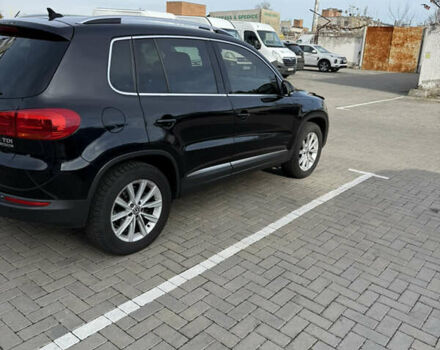 Черный Фольксваген Тигуан, объемом двигателя 2 л и пробегом 166 тыс. км за 16400 $, фото 6 на Automoto.ua