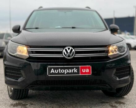 Черный Фольксваген Тигуан, объемом двигателя 2 л и пробегом 153 тыс. км за 10940 $, фото 1 на Automoto.ua
