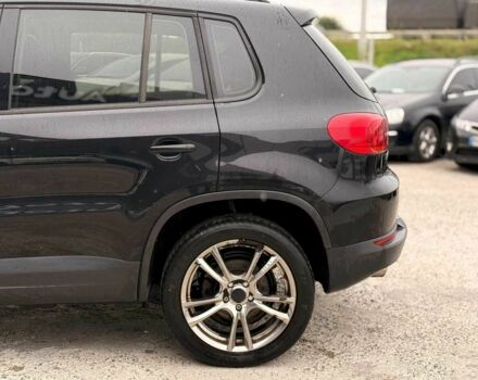 Черный Фольксваген Тигуан, объемом двигателя 2 л и пробегом 153 тыс. км за 10940 $, фото 10 на Automoto.ua