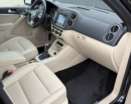 Чорний Фольксваген Тігуан, об'ємом двигуна 1.98 л та пробігом 146 тис. км за 12800 $, фото 13 на Automoto.ua