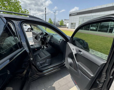 Черный Фольксваген Тигуан, объемом двигателя 1.98 л и пробегом 138 тыс. км за 16999 $, фото 16 на Automoto.ua