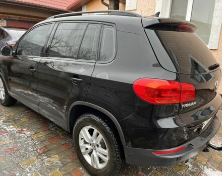 Черный Фольксваген Тигуан, объемом двигателя 2 л и пробегом 171 тыс. км за 11111 $, фото 4 на Automoto.ua
