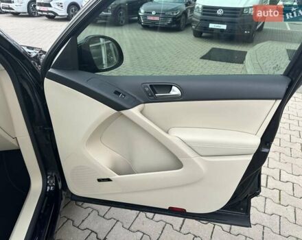 Чорний Фольксваген Тігуан, об'ємом двигуна 1.98 л та пробігом 155 тис. км за 14999 $, фото 48 на Automoto.ua