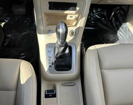 Чорний Фольксваген Тігуан, об'ємом двигуна 2 л та пробігом 80 тис. км за 5800 $, фото 12 на Automoto.ua