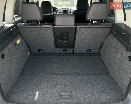 Черный Фольксваген Тигуан, объемом двигателя 1.98 л и пробегом 152 тыс. км за 13800 $, фото 16 на Automoto.ua