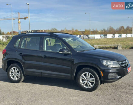 Чорний Фольксваген Тігуан, об'ємом двигуна 2 л та пробігом 117 тис. км за 13850 $, фото 6 на Automoto.ua