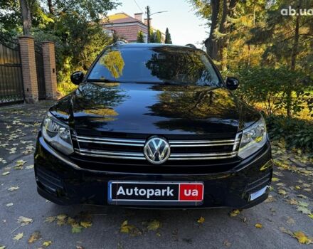 Черный Фольксваген Тигуан, объемом двигателя 2 л и пробегом 260 тыс. км за 12990 $, фото 1 на Automoto.ua