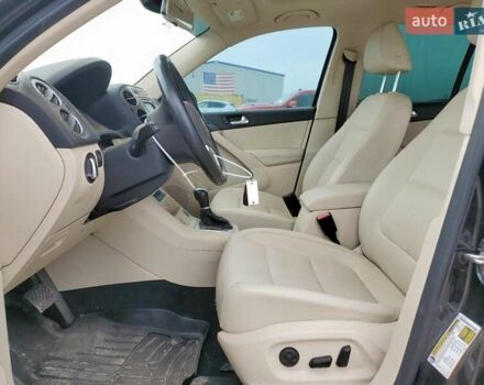 Черный Фольксваген Тигуан, объемом двигателя 1.98 л и пробегом 126 тыс. км за 1900 $, фото 6 на Automoto.ua