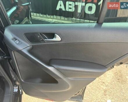 Чорний Фольксваген Тігуан, об'ємом двигуна 1.98 л та пробігом 180 тис. км за 14500 $, фото 4 на Automoto.ua