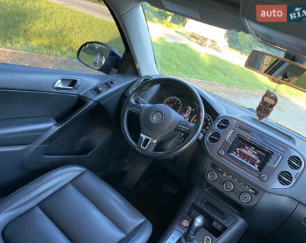 Чорний Фольксваген Тігуан, об'ємом двигуна 1.98 л та пробігом 124 тис. км за 13600 $, фото 23 на Automoto.ua