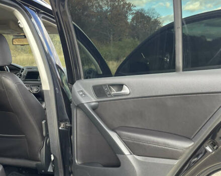 Черный Фольксваген Тигуан, объемом двигателя 1.98 л и пробегом 221 тыс. км за 11990 $, фото 18 на Automoto.ua