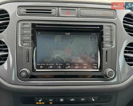 Черный Фольксваген Тигуан, объемом двигателя 1.98 л и пробегом 157 тыс. км за 13599 $, фото 77 на Automoto.ua