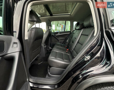 Чорний Фольксваген Тігуан, об'ємом двигуна 1.98 л та пробігом 160 тис. км за 13950 $, фото 73 на Automoto.ua