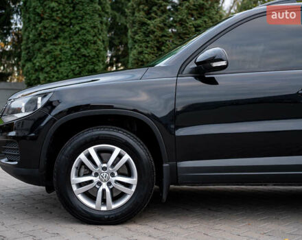 Черный Фольксваген Тигуан, объемом двигателя 1.98 л и пробегом 119 тыс. км за 14550 $, фото 49 на Automoto.ua