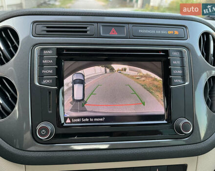 Черный Фольксваген Тигуан, объемом двигателя 1.98 л и пробегом 73 тыс. км за 16000 $, фото 14 на Automoto.ua