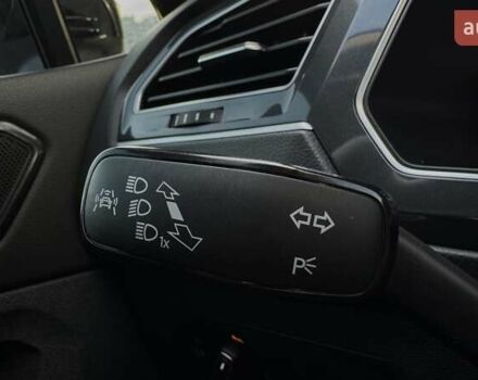 Черный Фольксваген Тигуан, объемом двигателя 1.98 л и пробегом 112 тыс. км за 24800 $, фото 26 на Automoto.ua