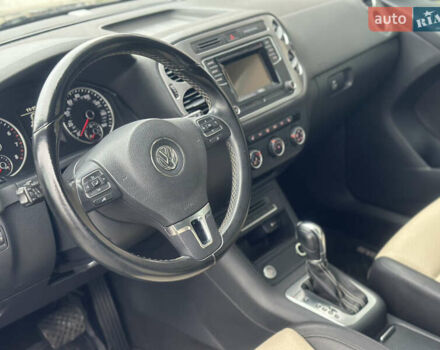 Черный Фольксваген Тигуан, объемом двигателя 2 л и пробегом 161 тыс. км за 13999 $, фото 15 на Automoto.ua