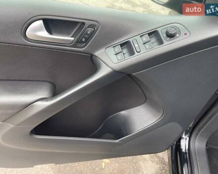 Черный Фольксваген Тигуан, объемом двигателя 1.98 л и пробегом 195 тыс. км за 12250 $, фото 15 на Automoto.ua