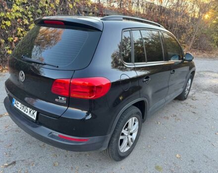 Черный Фольксваген Тигуан, объемом двигателя 2 л и пробегом 162 тыс. км за 12500 $, фото 2 на Automoto.ua