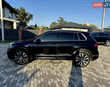 Черный Фольксваген Тигуан, объемом двигателя 2 л и пробегом 232 тыс. км за 26800 $, фото 3 на Automoto.ua
