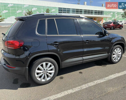 Черный Фольксваген Тигуан, объемом двигателя 1.4 л и пробегом 123 тыс. км за 15800 $, фото 28 на Automoto.ua