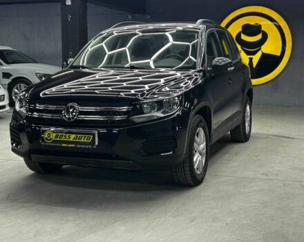 Чорний Фольксваген Тігуан, об'ємом двигуна 2 л та пробігом 133 тис. км за 14400 $, фото 2 на Automoto.ua