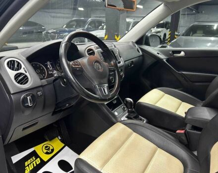 Чорний Фольксваген Тігуан, об'ємом двигуна 2 л та пробігом 133 тис. км за 14400 $, фото 7 на Automoto.ua