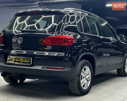 Черный Фольксваген Тигуан, объемом двигателя 2 л и пробегом 133 тыс. км за 14400 $, фото 5 на Automoto.ua