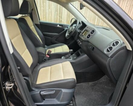 Черный Фольксваген Тигуан, объемом двигателя 2 л и пробегом 79 тыс. км за 7000 $, фото 8 на Automoto.ua