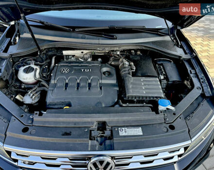 Черный Фольксваген Тигуан, объемом двигателя 2 л и пробегом 232 тыс. км за 26800 $, фото 19 на Automoto.ua