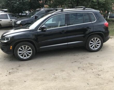 Черный Фольксваген Тигуан, объемом двигателя 2 л и пробегом 131 тыс. км за 14000 $, фото 2 на Automoto.ua