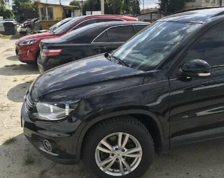 Черный Фольксваген Тигуан, объемом двигателя 1.98 л и пробегом 85 тыс. км за 14000 $, фото 3 на Automoto.ua