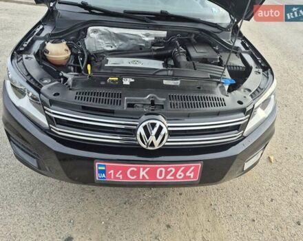 Чорний Фольксваген Тігуан, об'ємом двигуна 2 л та пробігом 135 тис. км за 13850 $, фото 10 на Automoto.ua