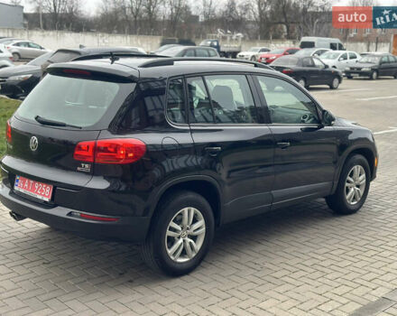 Черный Фольксваген Тигуан, объемом двигателя 2 л и пробегом 161 тыс. км за 13999 $, фото 7 на Automoto.ua