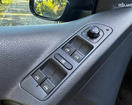 Черный Фольксваген Тигуан, объемом двигателя 2 л и пробегом 260 тыс. км за 12990 $, фото 11 на Automoto.ua