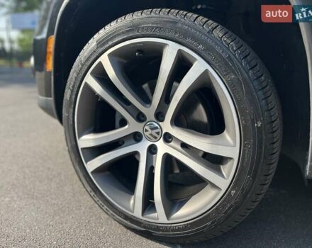 Черный Фольксваген Тигуан, объемом двигателя 1.98 л и пробегом 140 тыс. км за 15500 $, фото 12 на Automoto.ua