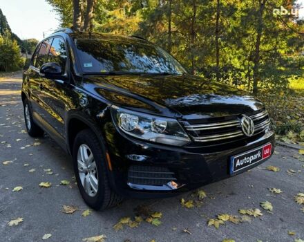 Черный Фольксваген Тигуан, объемом двигателя 2 л и пробегом 260 тыс. км за 12990 $, фото 2 на Automoto.ua