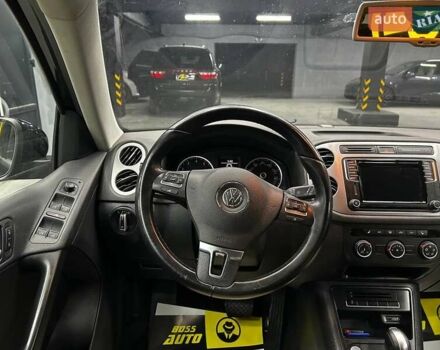 Черный Фольксваген Тигуан, объемом двигателя 2 л и пробегом 133 тыс. км за 14400 $, фото 11 на Automoto.ua