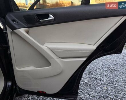 Чорний Фольксваген Тігуан, об'ємом двигуна 1.98 л та пробігом 155 тис. км за 13500 $, фото 26 на Automoto.ua