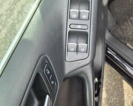 Чорний Фольксваген Тігуан, об'ємом двигуна 1.98 л та пробігом 190 тис. км за 13400 $, фото 5 на Automoto.ua