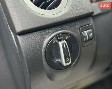 Черный Фольксваген Тигуан, объемом двигателя 2 л и пробегом 133 тыс. км за 14400 $, фото 6 на Automoto.ua