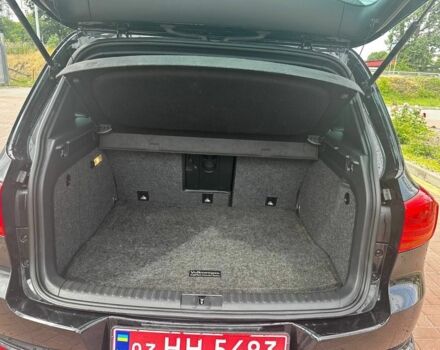 Чорний Фольксваген Тігуан, об'ємом двигуна 2 л та пробігом 220 тис. км за 14000 $, фото 17 на Automoto.ua