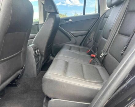 Черный Фольксваген Тигуан, объемом двигателя 2 л и пробегом 77 тыс. км за 3400 $, фото 8 на Automoto.ua