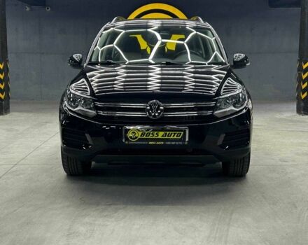 Чорний Фольксваген Тігуан, об'ємом двигуна 2 л та пробігом 133 тис. км за 14400 $, фото 1 на Automoto.ua