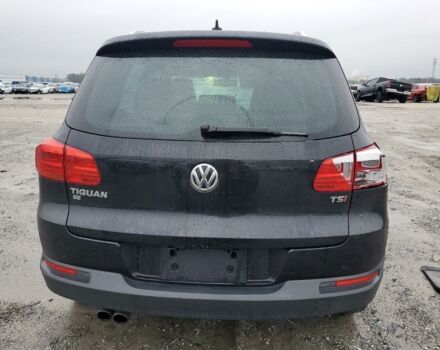 Черный Фольксваген Тигуан, объемом двигателя 2 л и пробегом 125 тыс. км за 8900 $, фото 4 на Automoto.ua